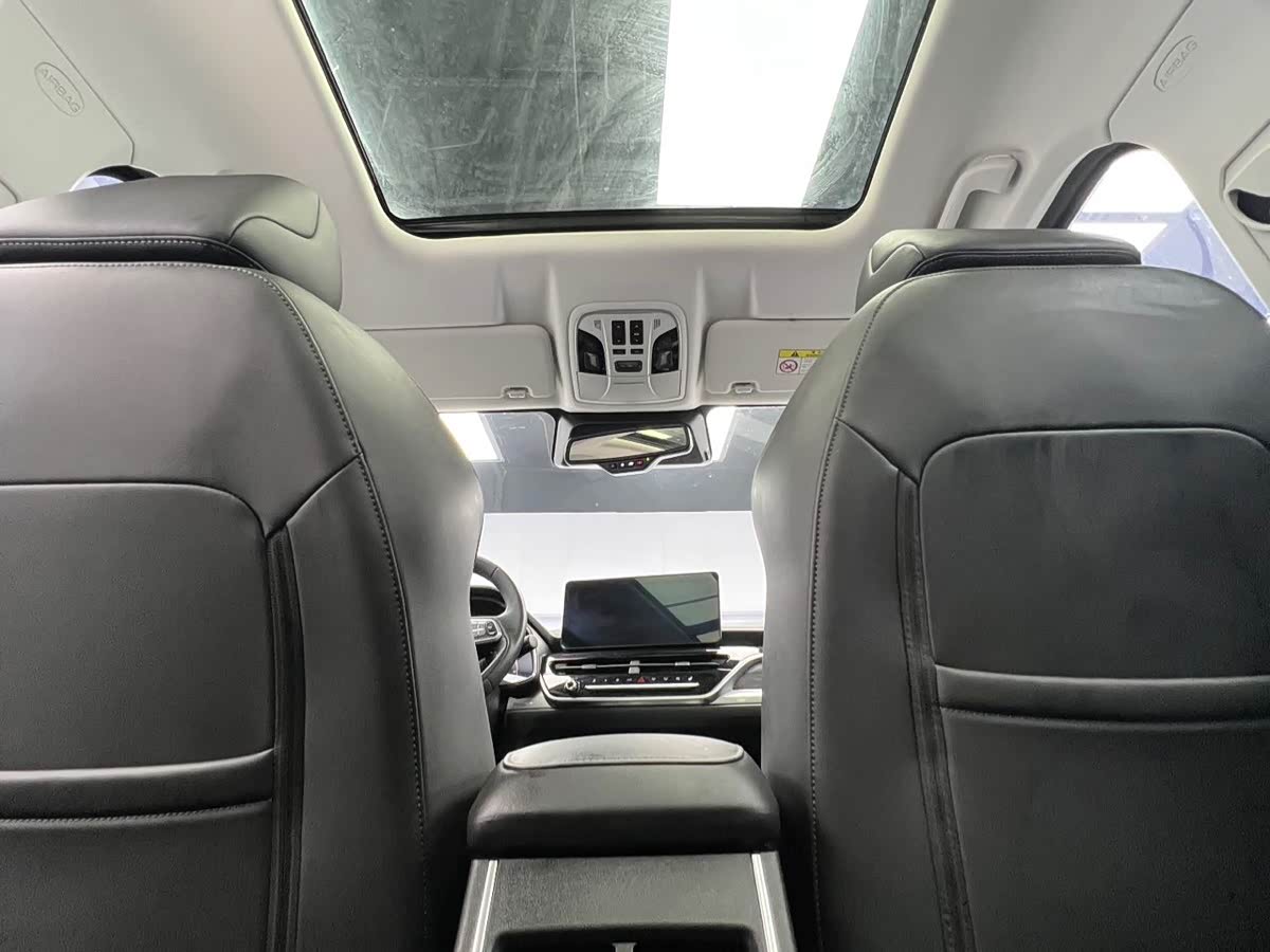 Haval Haval H6 1.5 л 2022 г. Белый, пробег 28000 км