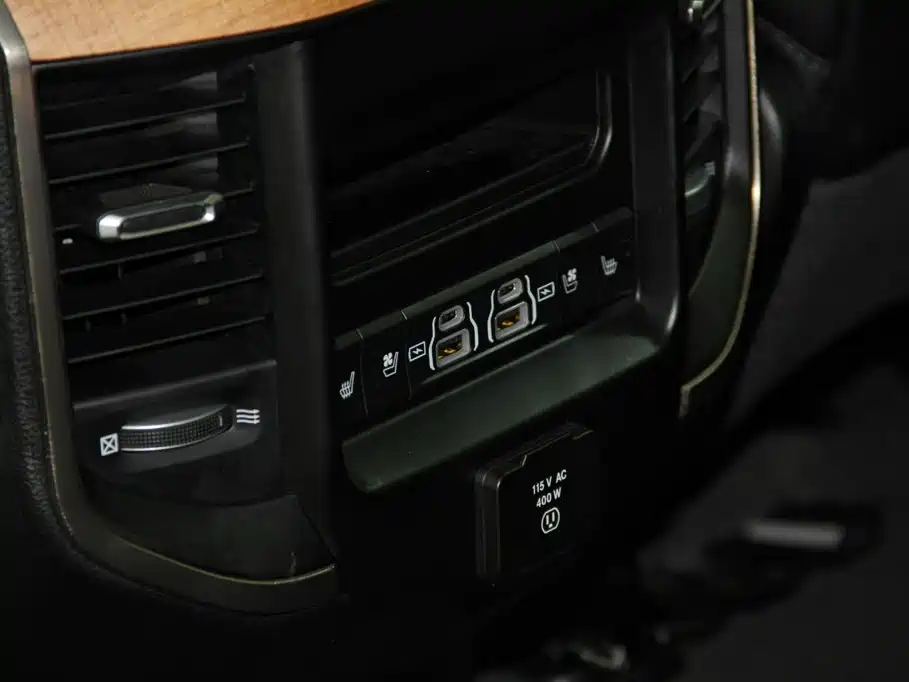 RAM Ram Trucks — миниатюра 25