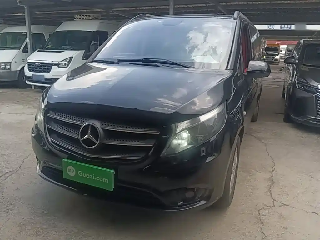 Mercedes-Benz Vito 2020 2.0T 7 мест