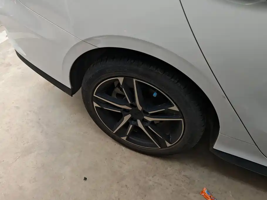 Geely Binrui — миниатюра 6