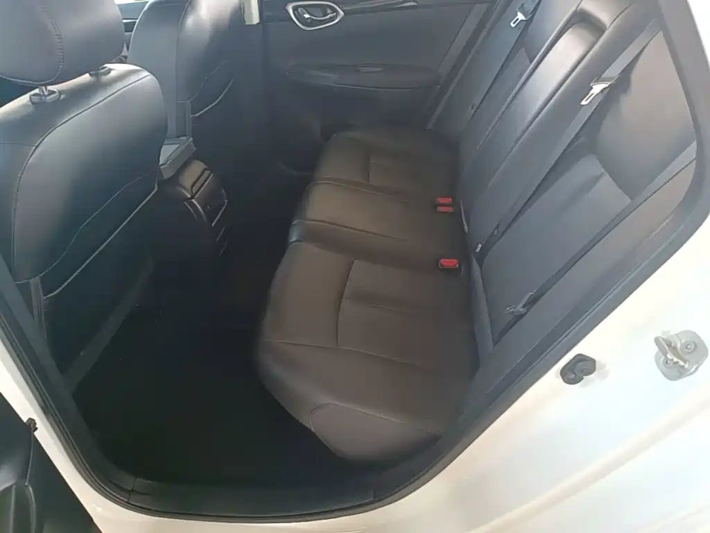 Nissan Sylphy — миниатюра 17