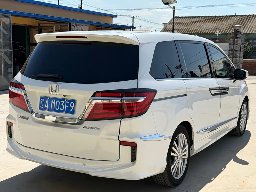 Honda Elysion — миниатюра 4