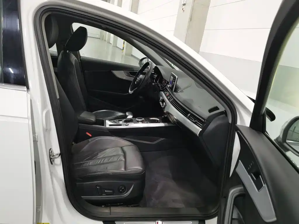 Audi A4L — миниатюра 23