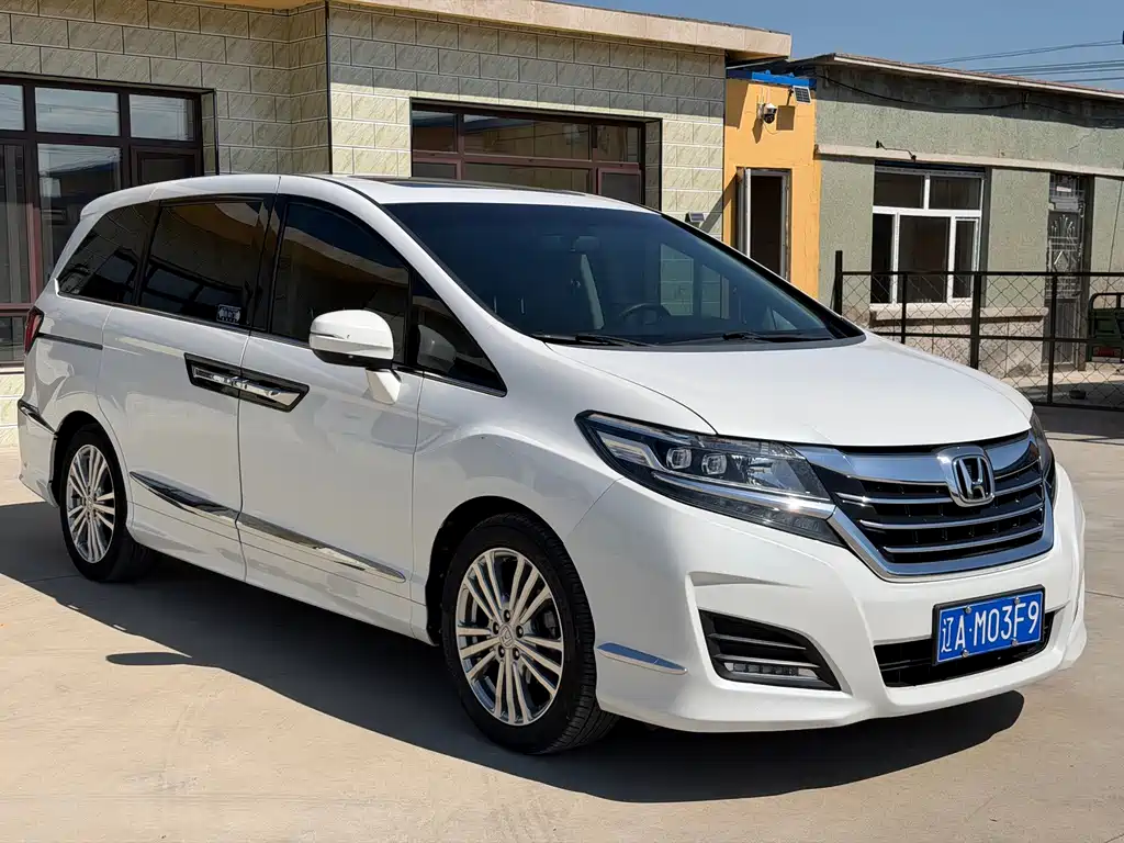 Honda Elysion — миниатюра 2