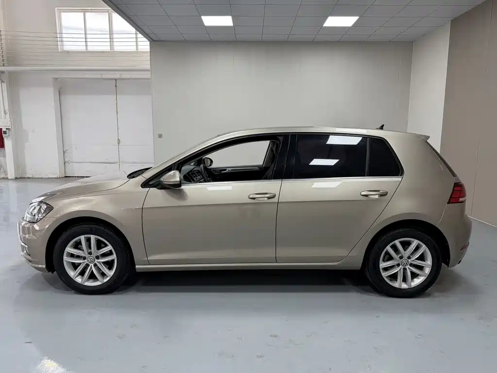 Volkswagen Golf — миниатюра 7