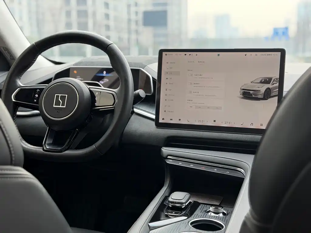 ZEEKR EXTREME KRYPTON 001