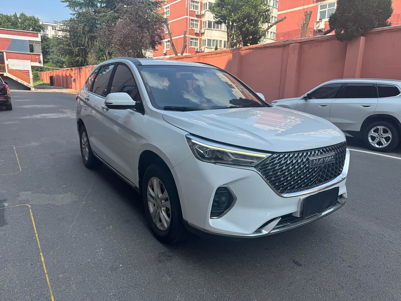 Haval Haval M6 1.5 л 2022 г. Белый, пробег 27000 км