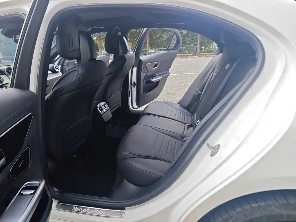 Mercedes-Benz C-Class C 2025 C 260 L Sport