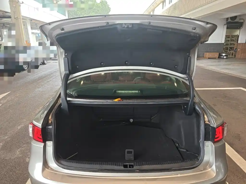 Lexus IS — миниатюра 19