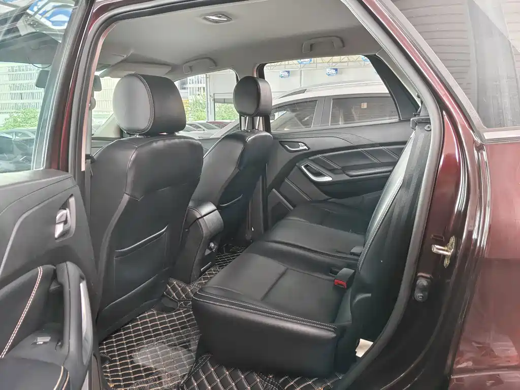 JMC Yusheng S350 — миниатюра 5