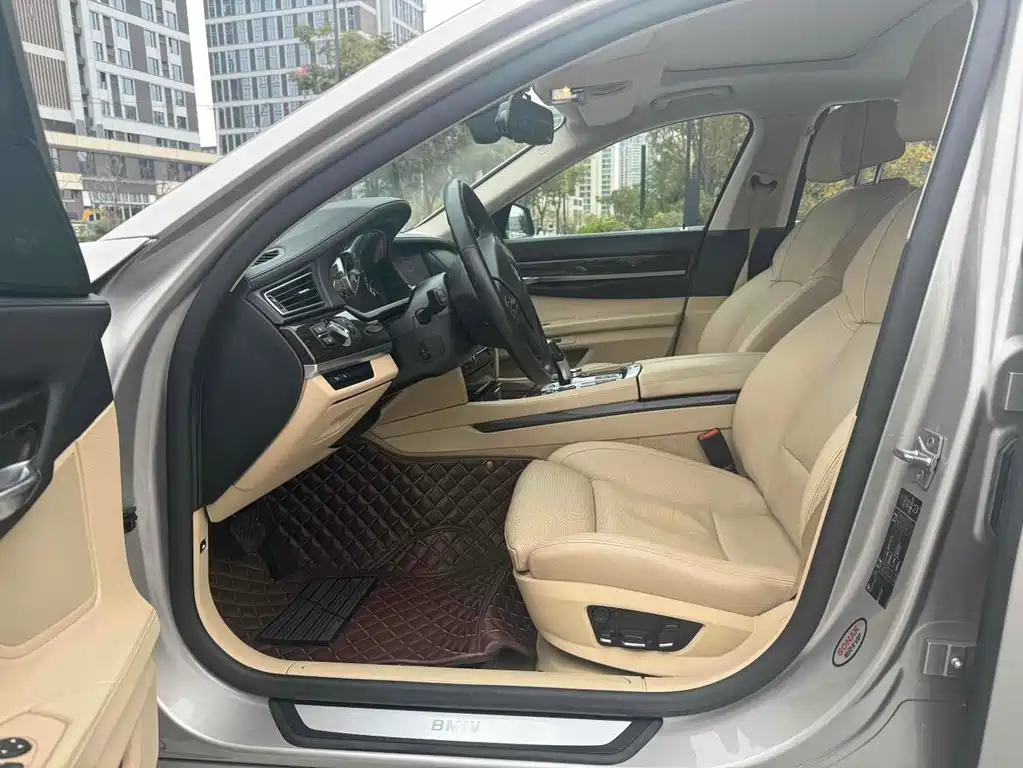 BMW 7 Series 7 2009 740Li Luxury