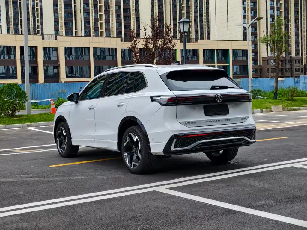 Volkswagen Tiguan L L 2025 PRO 380TSI R-Line