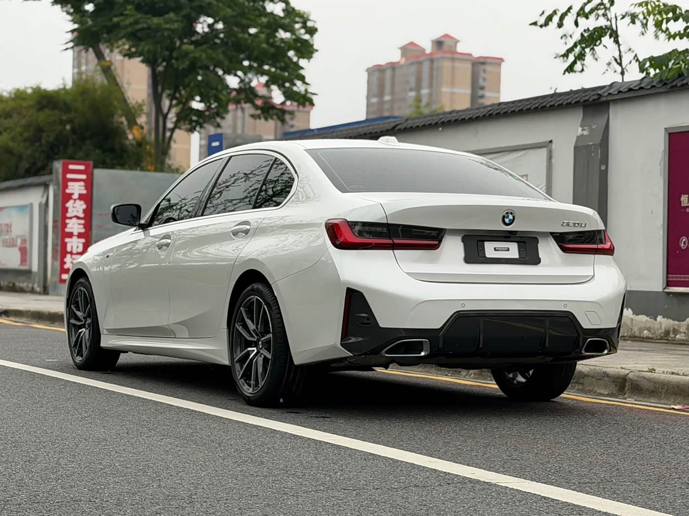BMW 3 Series 2.0 л 2023 г. Белый, пробег 41000 км