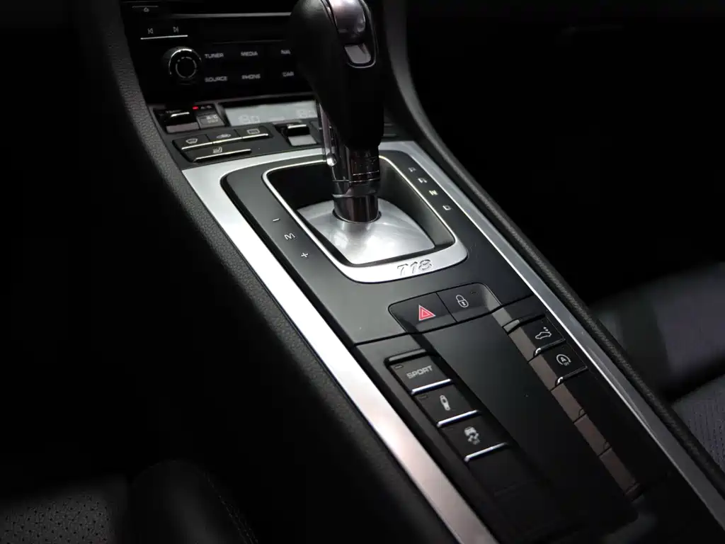 Porsche 718 Cayman 2.0T, фото 12