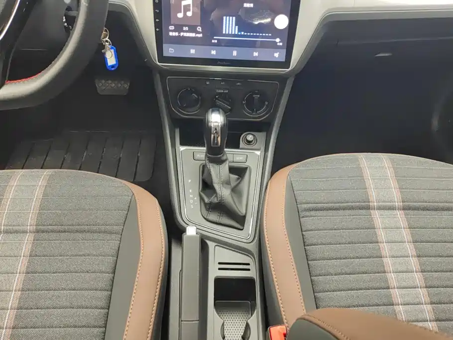 Volkswagen Lavida — миниатюра 16