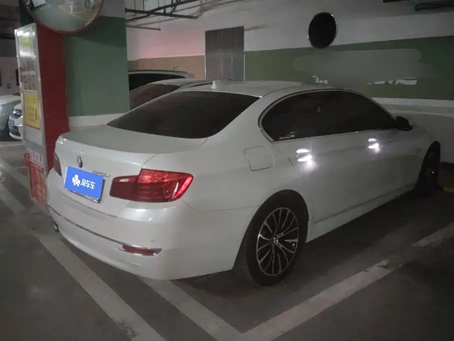BMW 5 Series — миниатюра 3