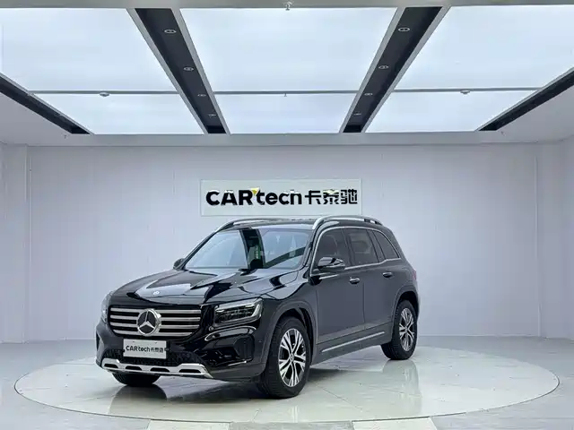 MERCEDES-BENZ  GLB 2023