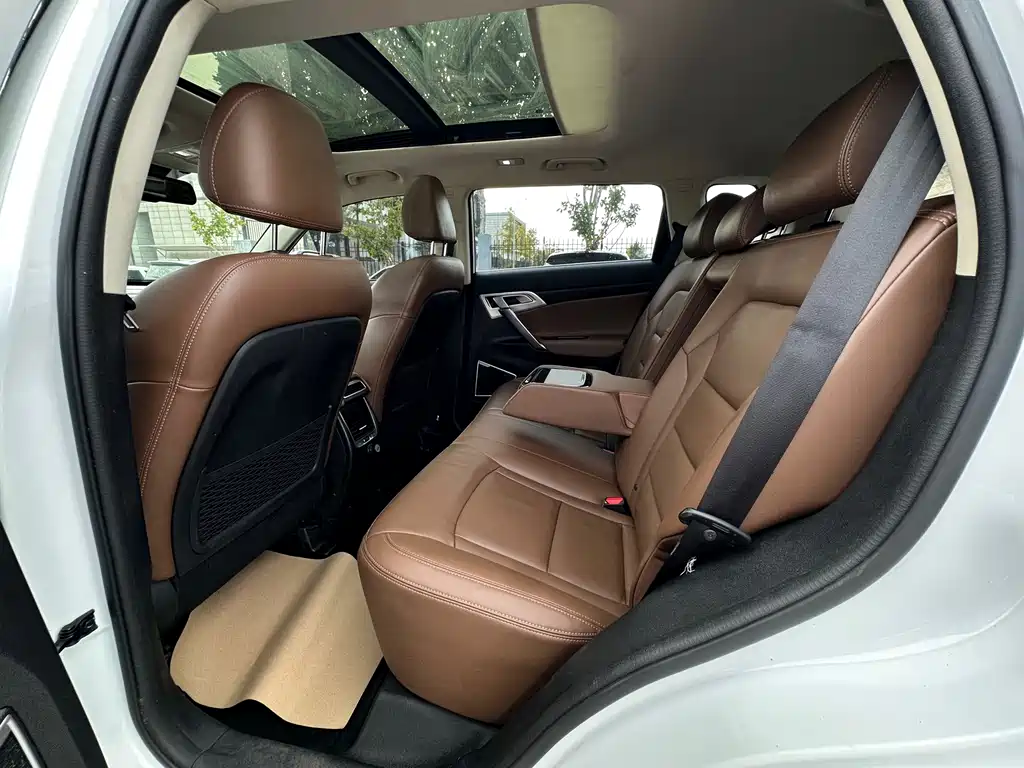 Geely Boyue — миниатюра 12