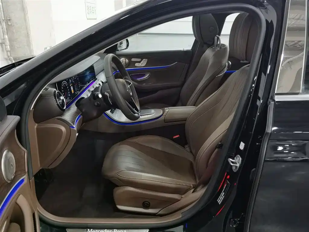 Mercedes-Benz E-Class E 2023 E 300 L Fashion