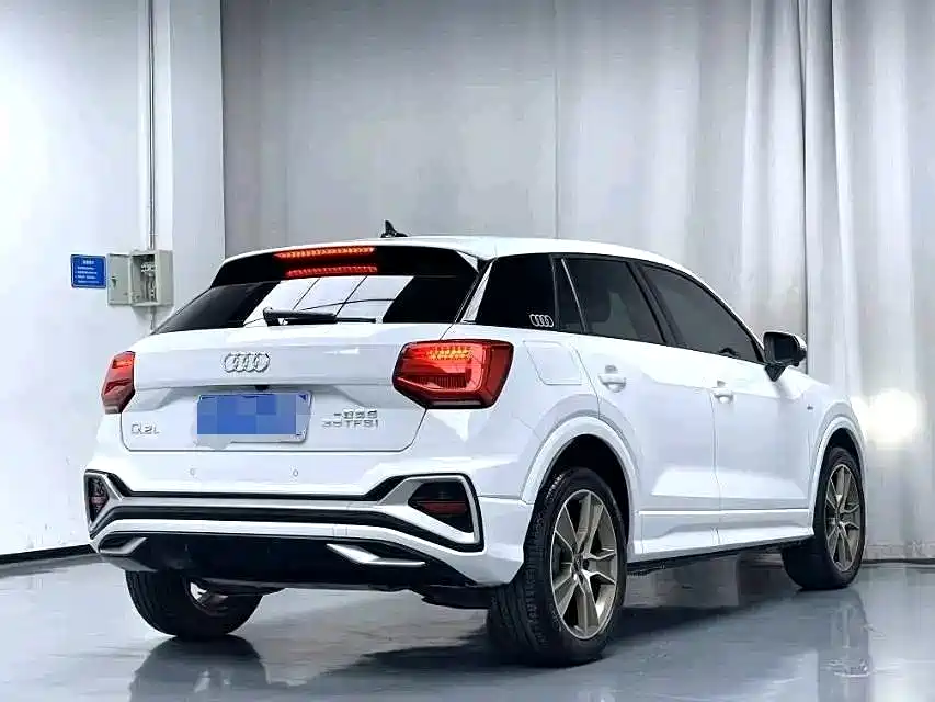 Audi Q2L — миниатюра 9