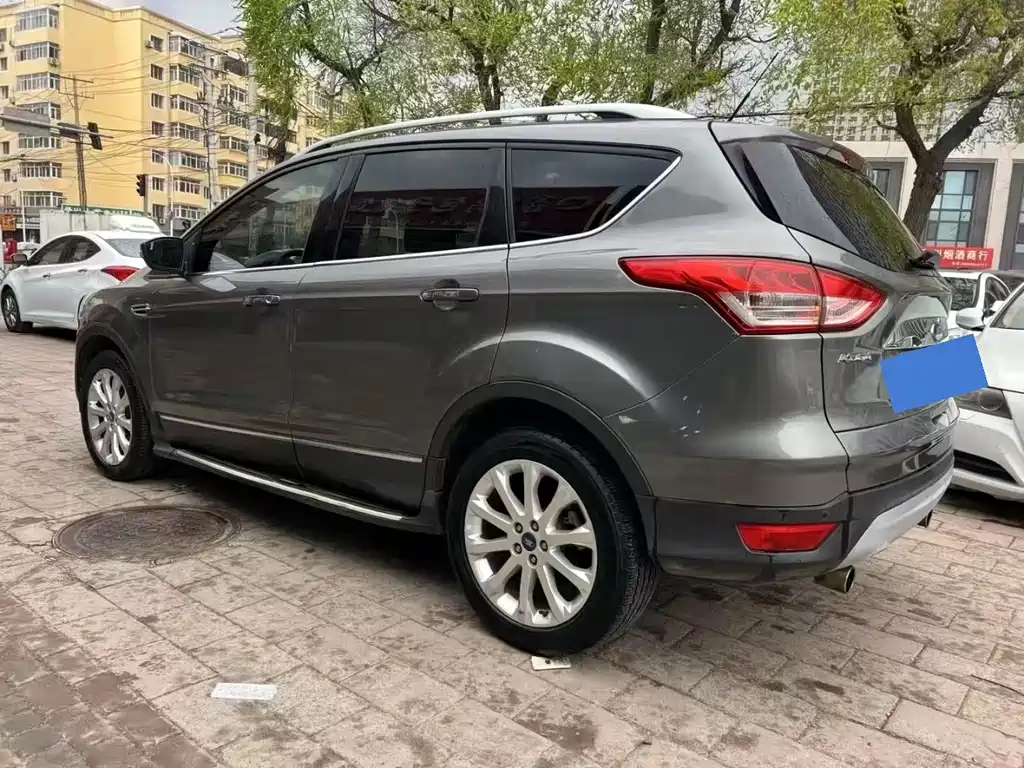 Ford Kuga — миниатюра 4