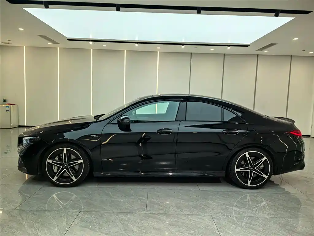 Mercedes-Benz CLA A MG 2025 AMG CLA 35 4MATIC