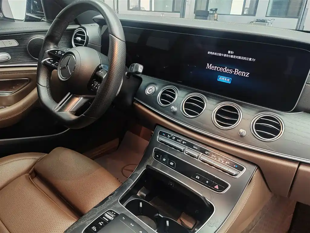 Mercedes-Benz E-Class E 2022 E 260 L Sport 4MATIC