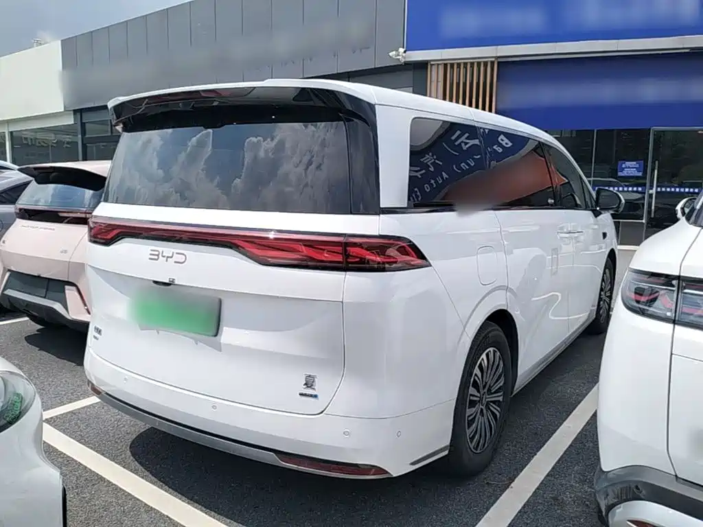 BYD Xia 2025 DM-i 1.5T 180km