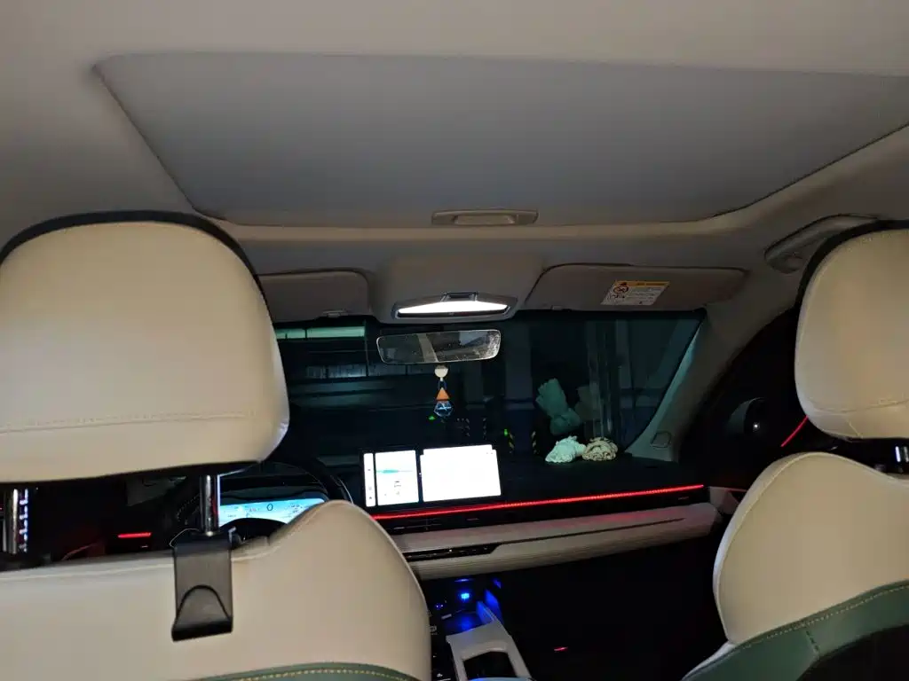 Geely L HiP — миниатюра 19