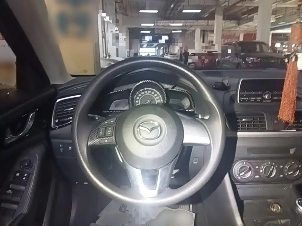 Mazda 3 Axela — миниатюра 11