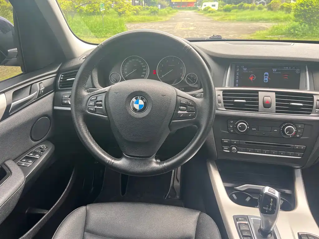 BMW X3 (Import) — миниатюра 11