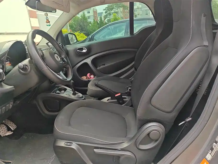 Smart fortwo 2017 1.0L 52 V