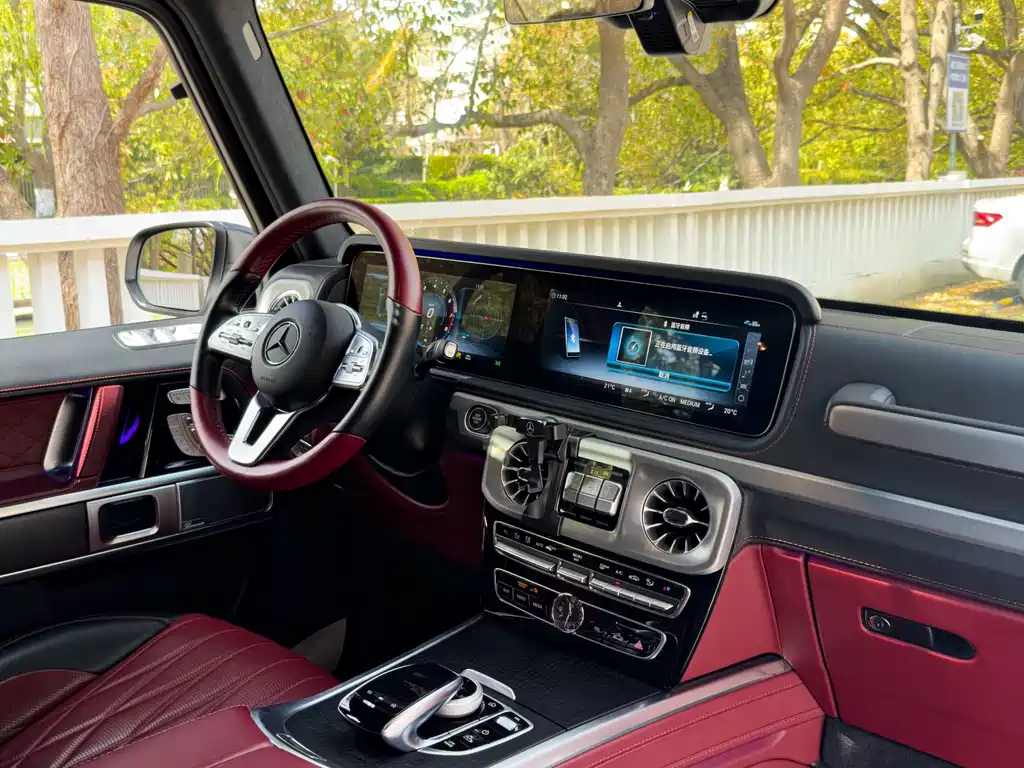 Mercedes-Benz G-Class — миниатюра 12