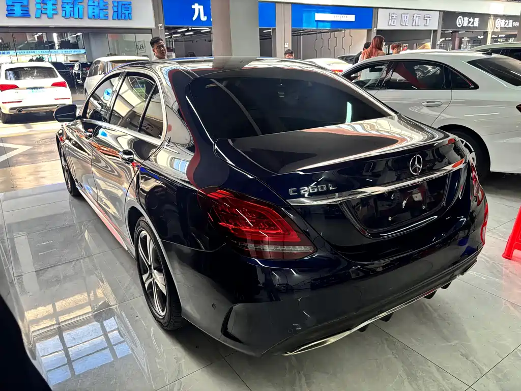 Mercedes-Benz C-Class — миниатюра 14