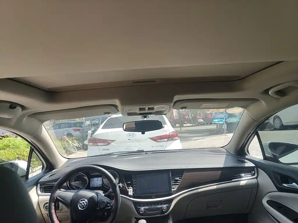 Buick Verano — миниатюра 18