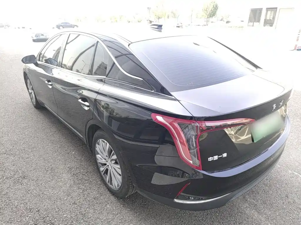 Hongqi Hongqi E-QM5 — миниатюра 5