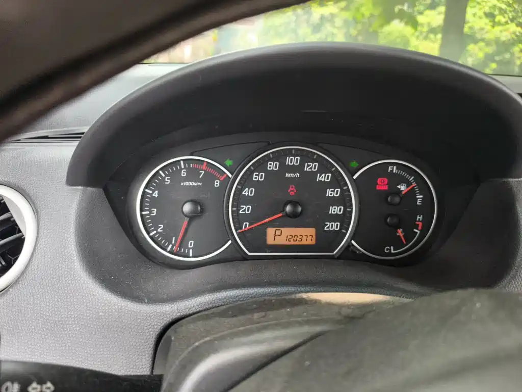 Suzuki Swift — миниатюра 7
