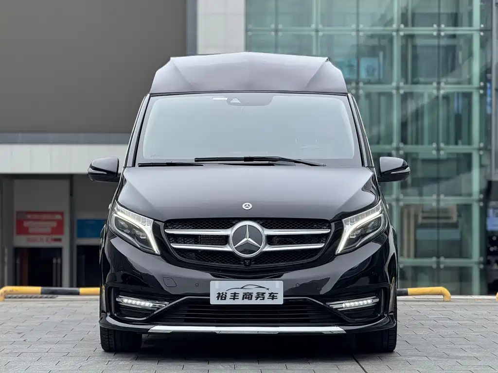 MERCEDES-BENZ V CLASS