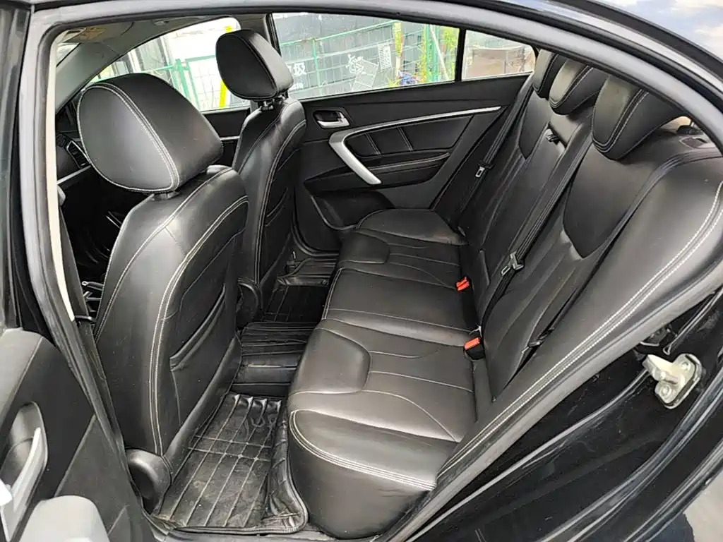 Geely Emgrand — миниатюра 17
