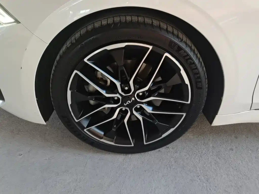 Kia K5 — миниатюра 23