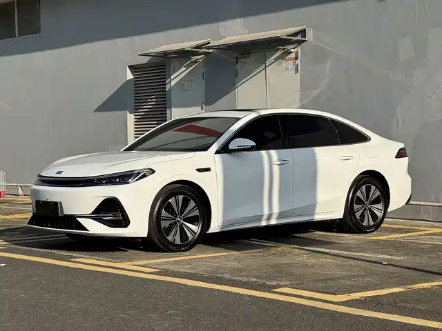 GEELY GALAXY GALAXY A7 2025