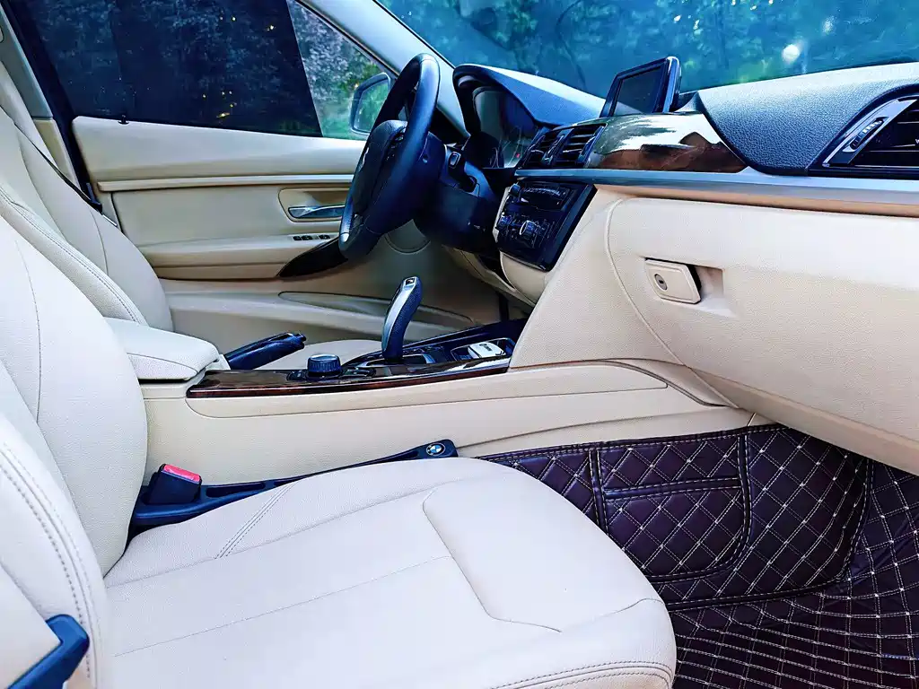 BMW 3 Series — миниатюра 21