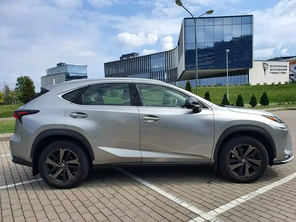 Lexus NX — миниатюра 8