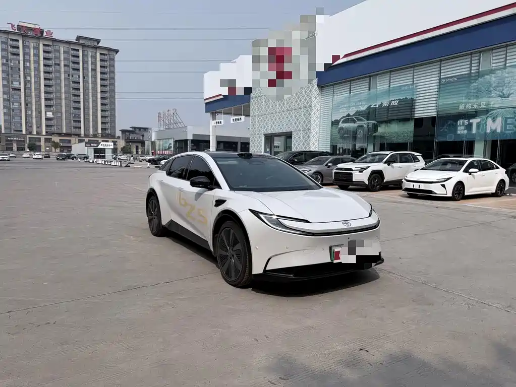 Toyota bZ5 — миниатюра 3
