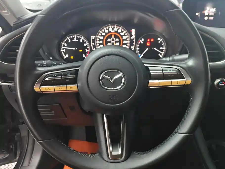 Mazda 3 Axela — миниатюра 15
