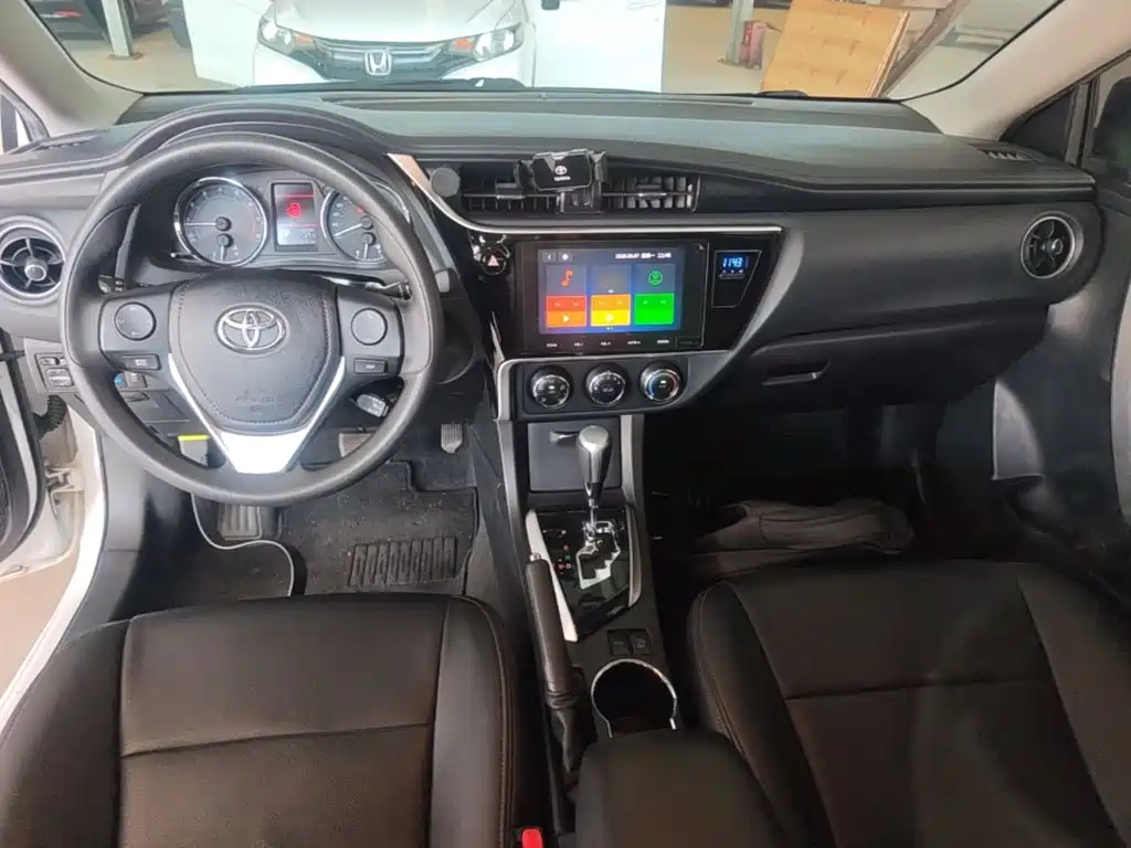 Toyota Corolla — миниатюра 10