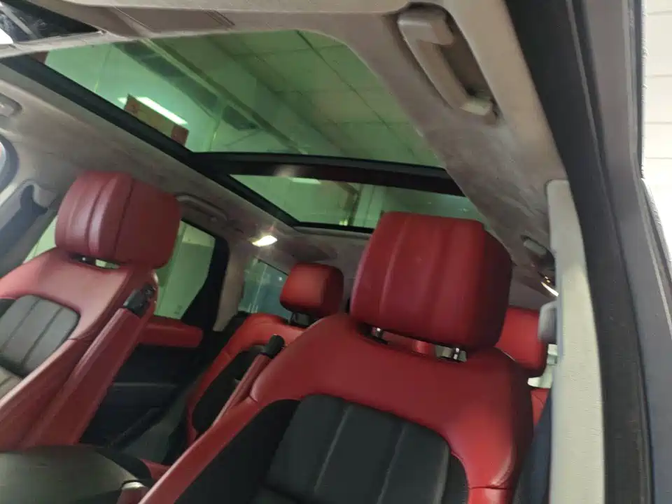 Land Rover Range Rover Sport 2021 3.0 L6 HST