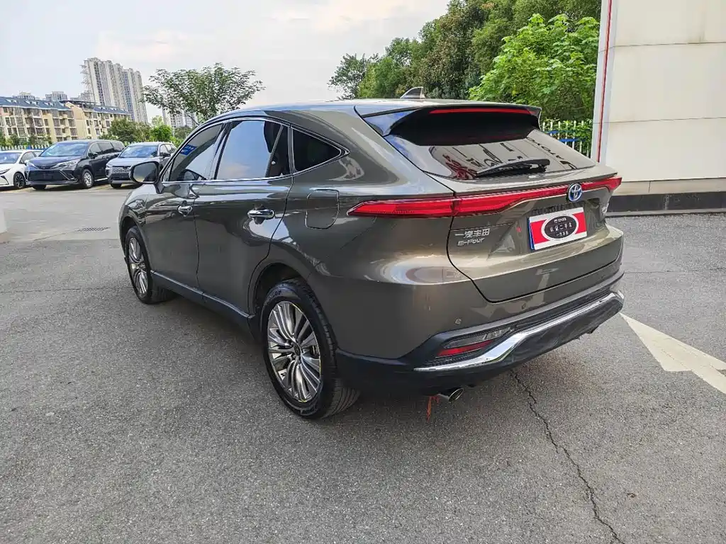 Toyota Harrier — миниатюра 6
