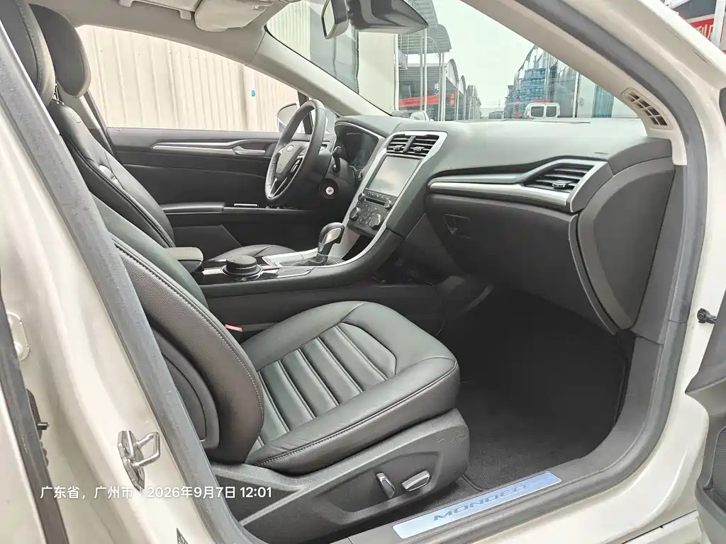Ford Mondeo — миниатюра 13