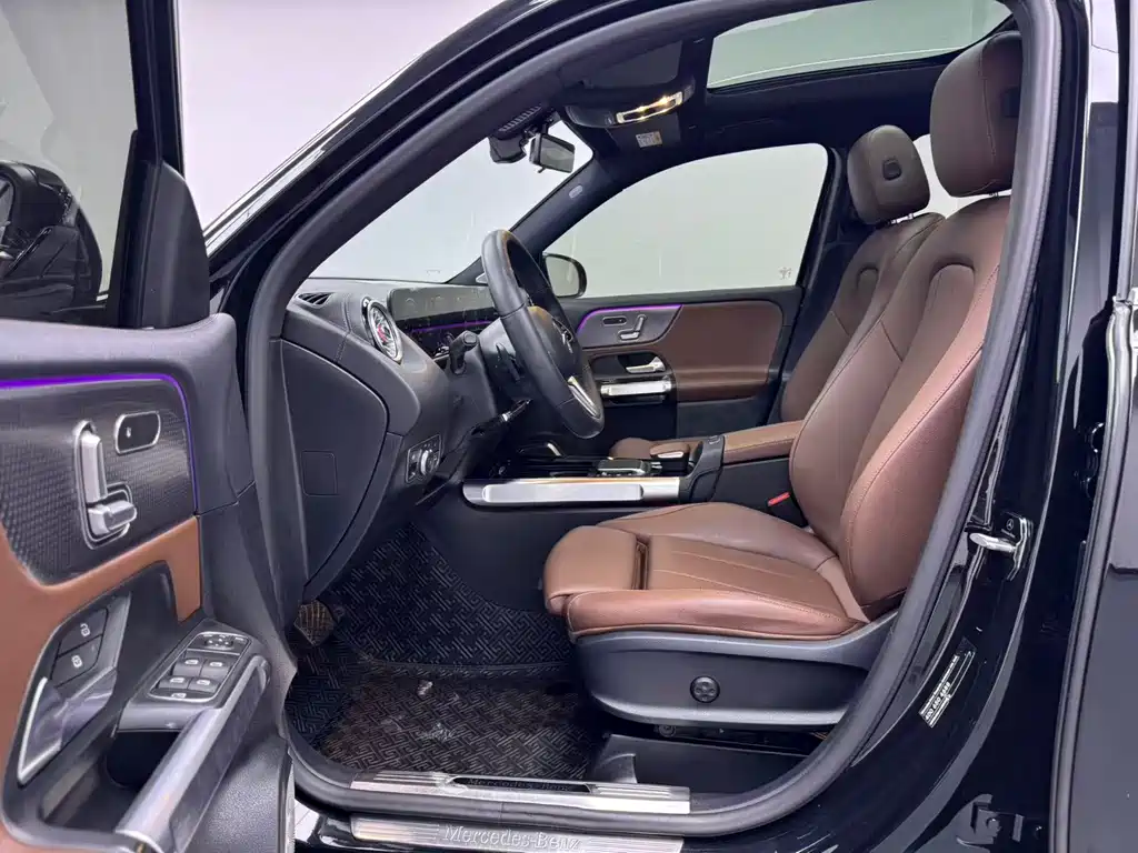 Mercedes-Benz GLB — миниатюра 4